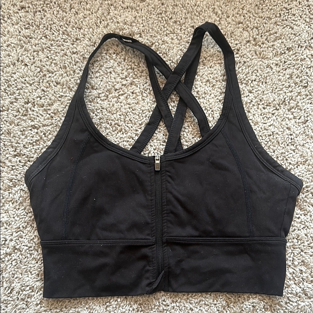 Black Cross-Back Sports Bra